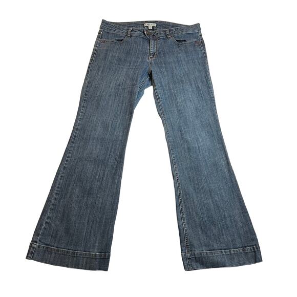 CAbi Mid Rise Stretch Boot Cut Jeans Size 12 Style # 178R Casual Rodeo Cowgirl - Picture 1 of 14